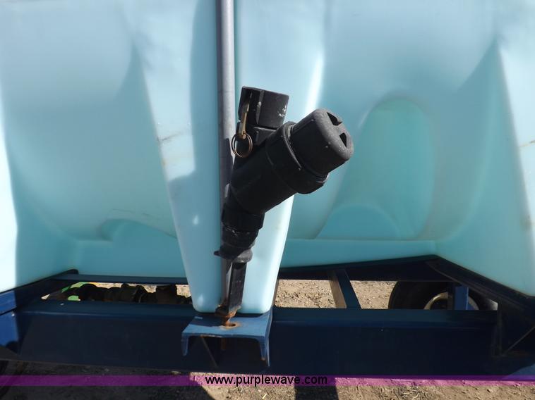 image for item K3800 Duo Lift fertilizer tank/dolly