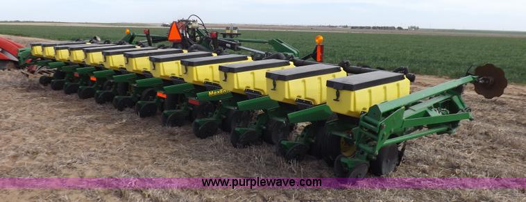 image for item K3820 John Deere 1720 planter