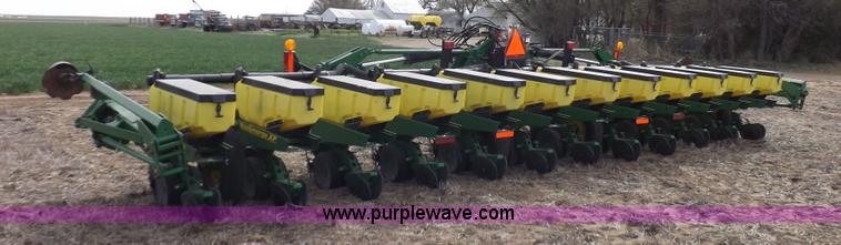 image for item K3820 John Deere 1720 planter