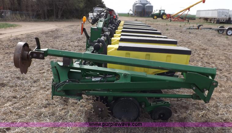 image for item K3820 John Deere 1720 planter