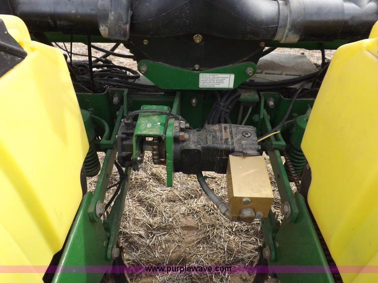 image for item K3820 John Deere 1720 planter