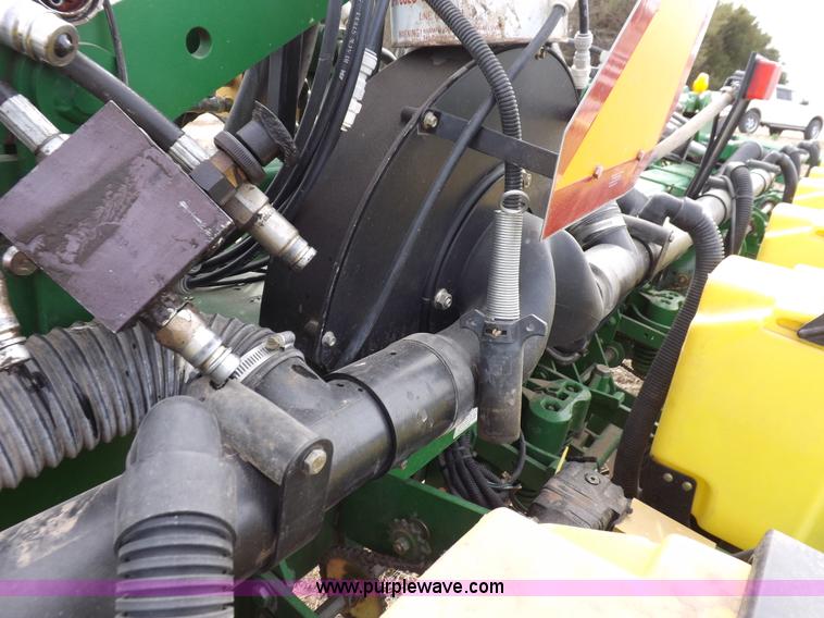 image for item K3820 John Deere 1720 planter