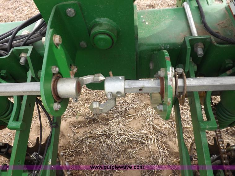 image for item K3820 John Deere 1720 planter