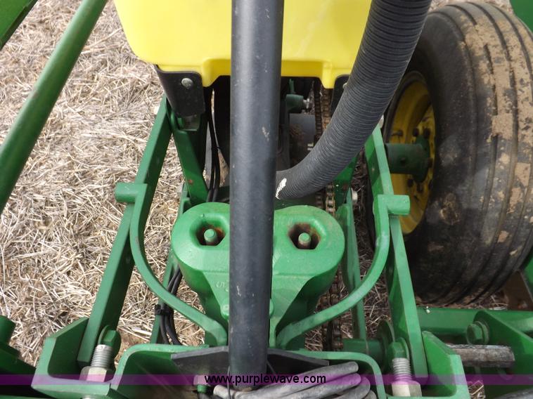 image for item K3820 John Deere 1720 planter