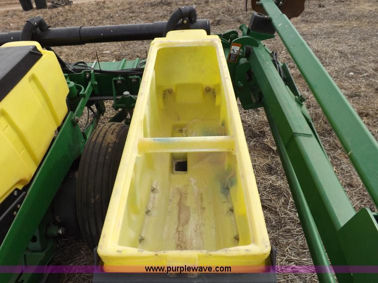 image for item K3820 John Deere 1720 planter