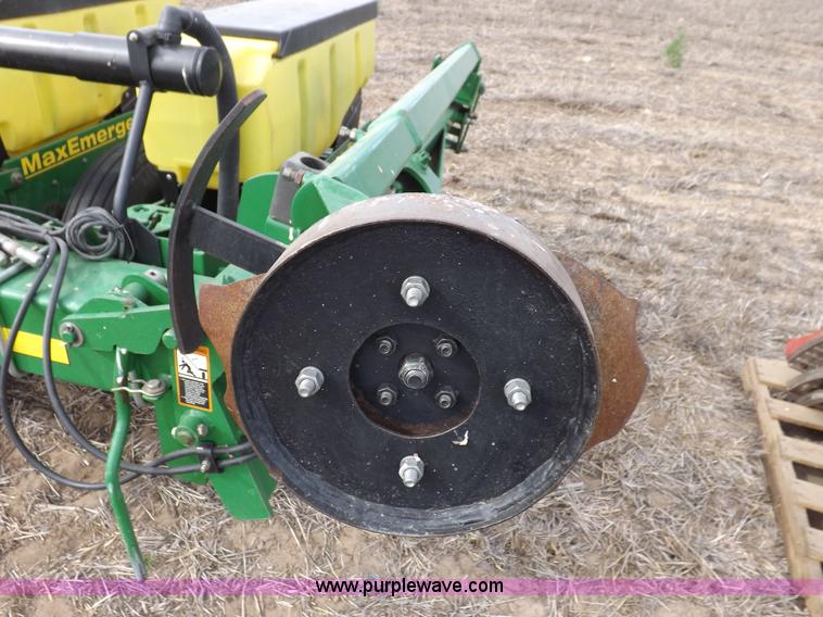 image for item K3820 John Deere 1720 planter