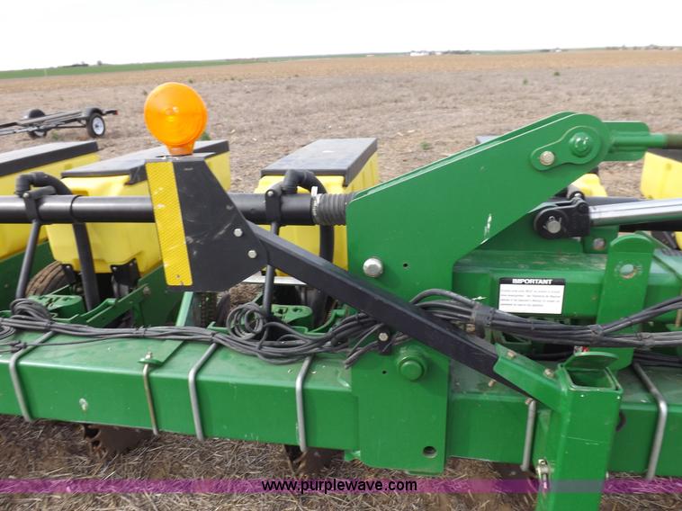 image for item K3820 John Deere 1720 planter