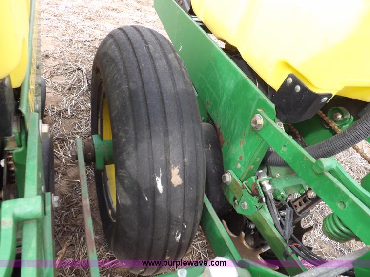 image for item K3820 John Deere 1720 planter