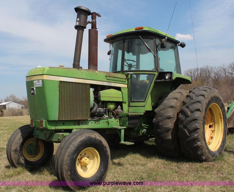 image for item K6764 1973 John Deere 4630 tractor