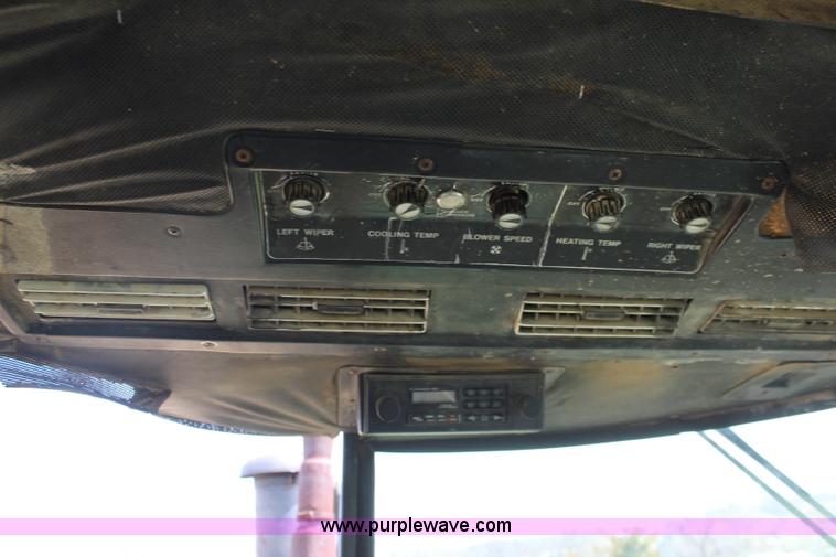 image for item K6764 1973 John Deere 4630 tractor