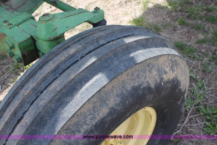 image for item K6764 1973 John Deere 4630 tractor