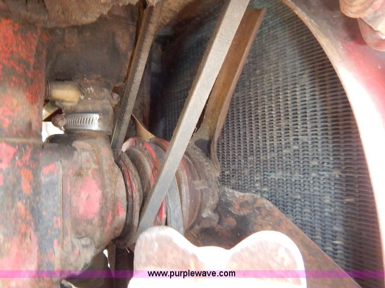 image for item K7364 1950 Mccormick Farmall H tractor