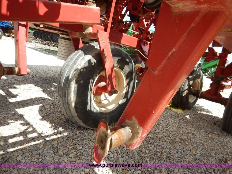 image for item K7365 International 800 Cyclo Air planter