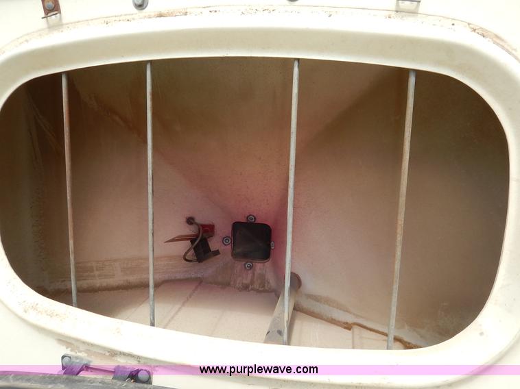 image for item K7365 International 800 Cyclo Air planter