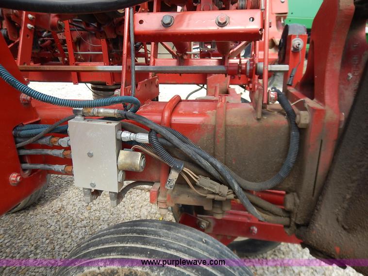 image for item K7365 International 800 Cyclo Air planter