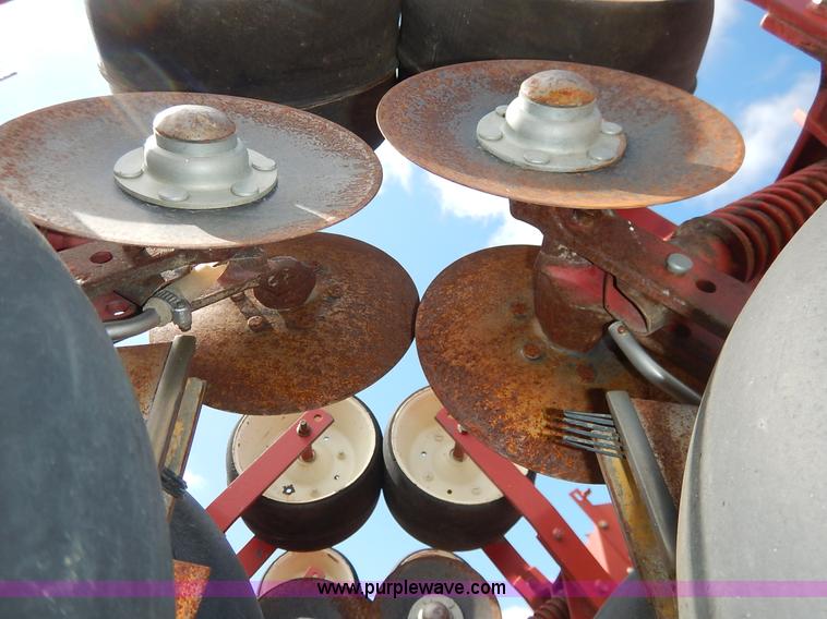 image for item K7365 International 800 Cyclo Air planter