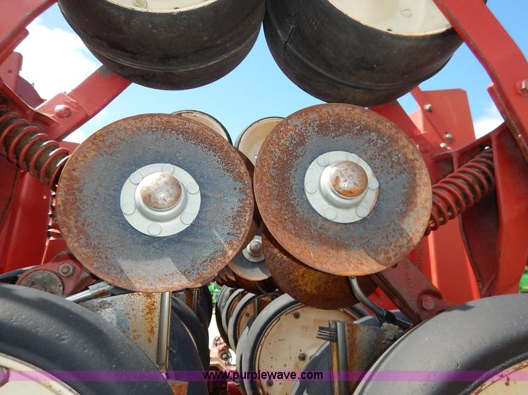 image for item K7365 International 800 Cyclo Air planter