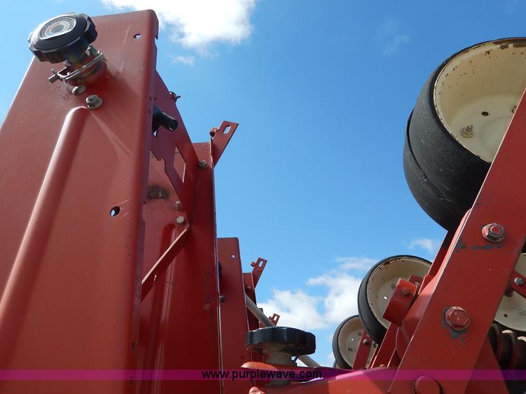 image for item K7365 International 800 Cyclo Air planter