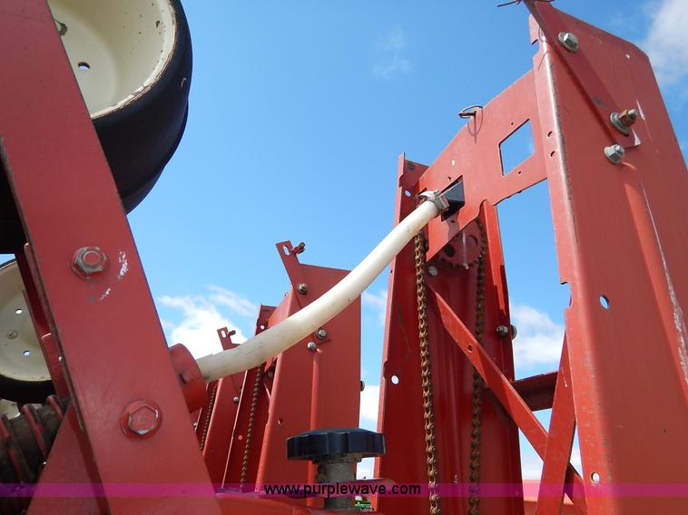 image for item K7365 International 800 Cyclo Air planter