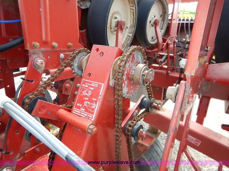 image for item K7365 International 800 Cyclo Air planter