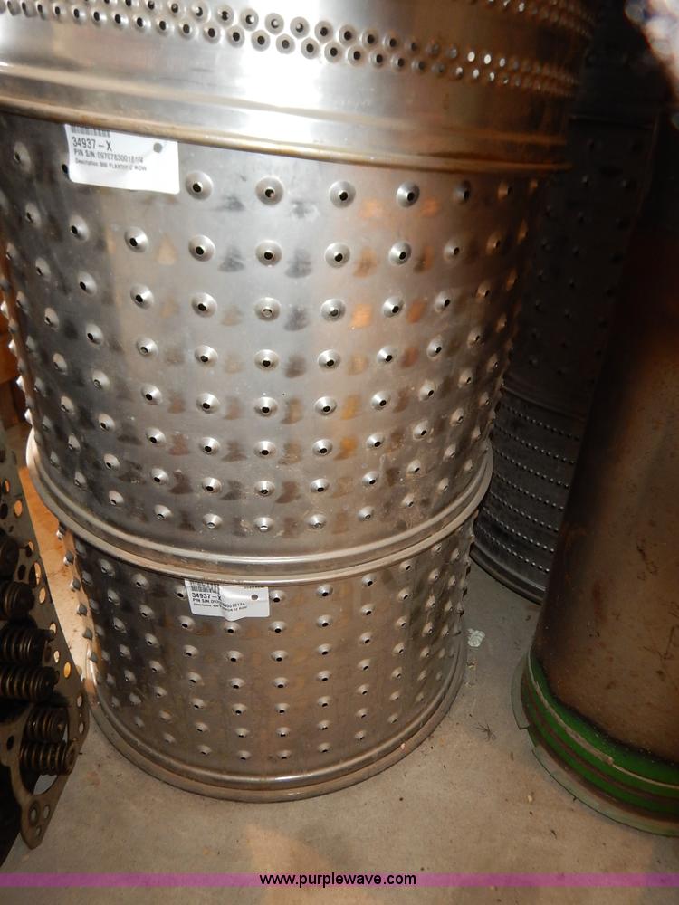 image for item K7365 International 800 Cyclo Air planter