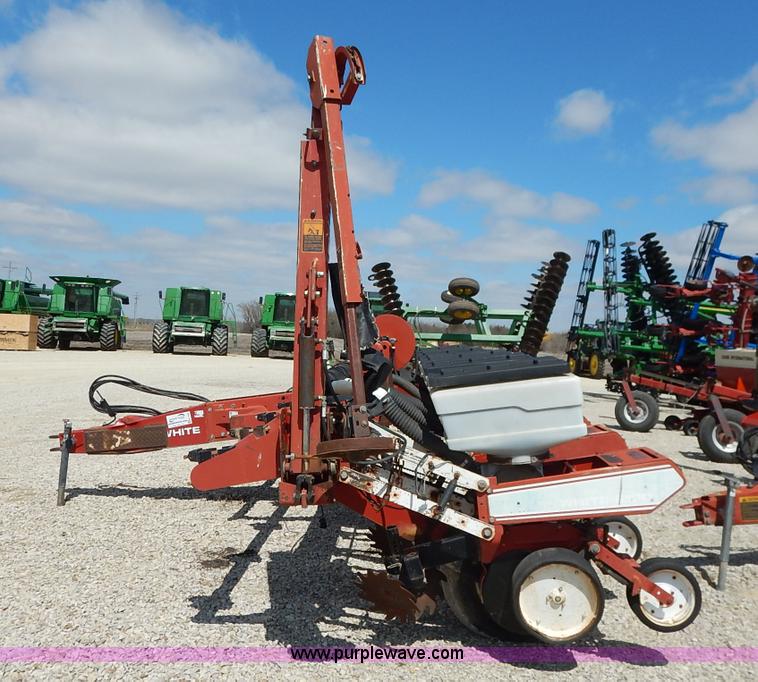 image for item K7366 White 6100 planter