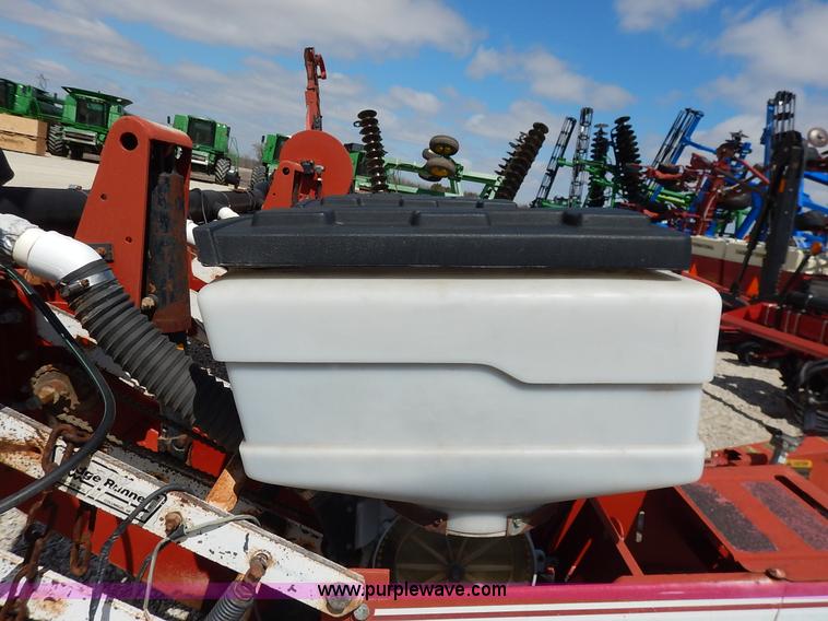 image for item K7366 White 6100 planter