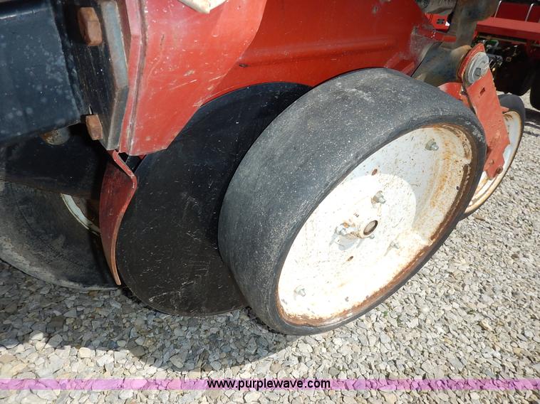 image for item K7366 White 6100 planter