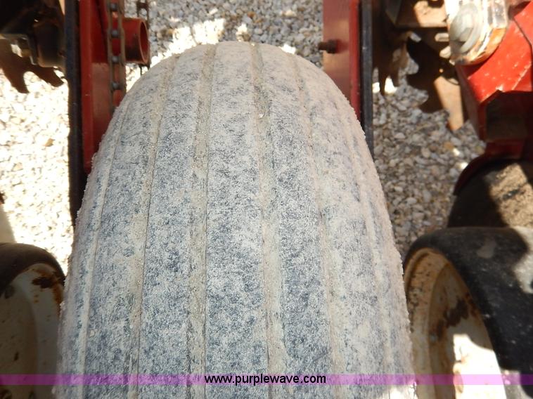 image for item K7366 White 6100 planter