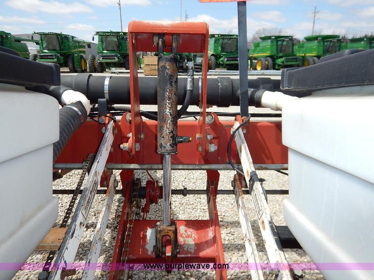 image for item K7366 White 6100 planter