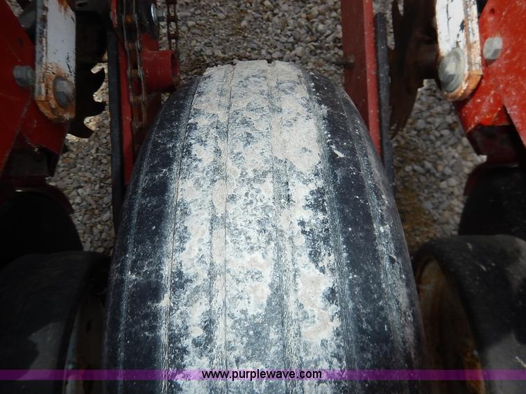 image for item K7366 White 6100 planter