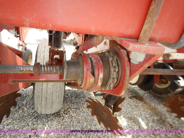 image for item K7366 White 6100 planter