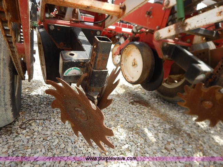 image for item K7366 White 6100 planter