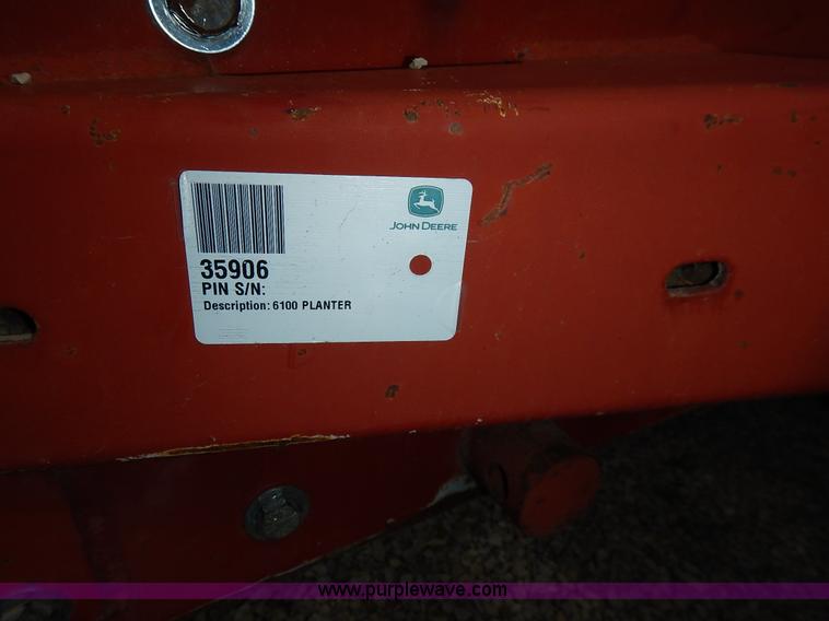 image for item K7366 White 6100 planter