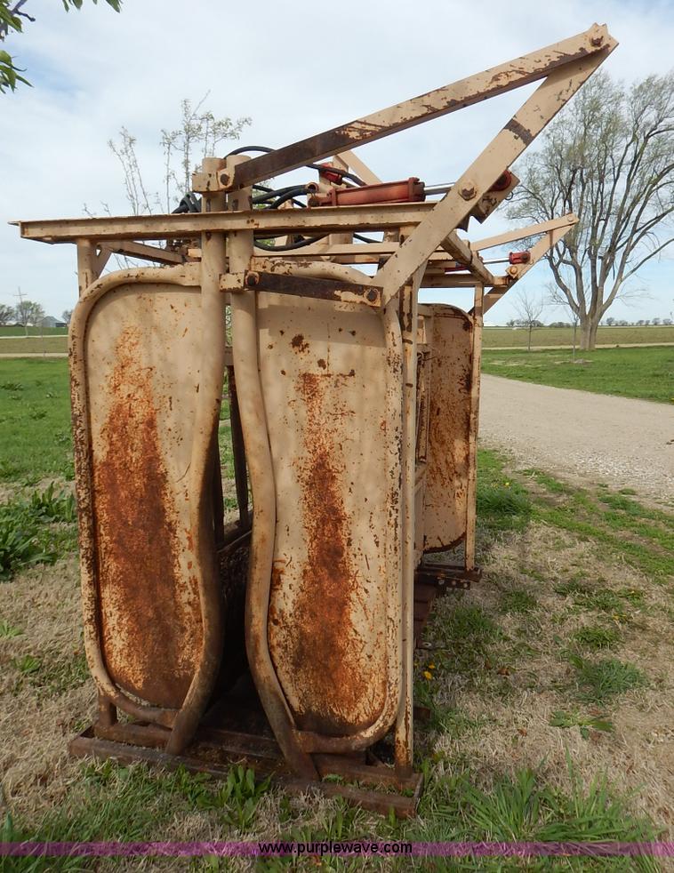 image for item K7391 Squeeze chute