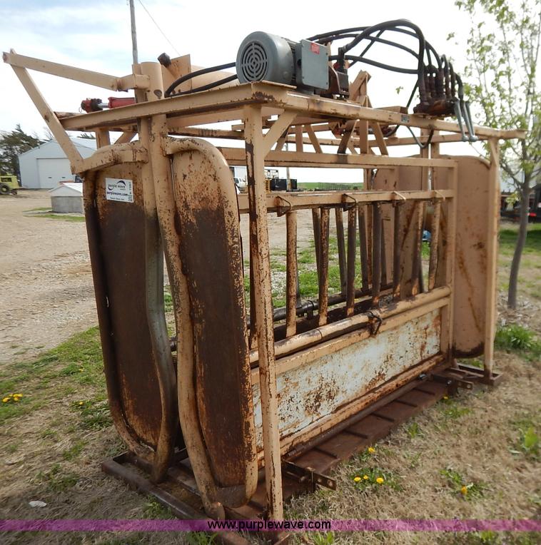 image for item K7391 Squeeze chute