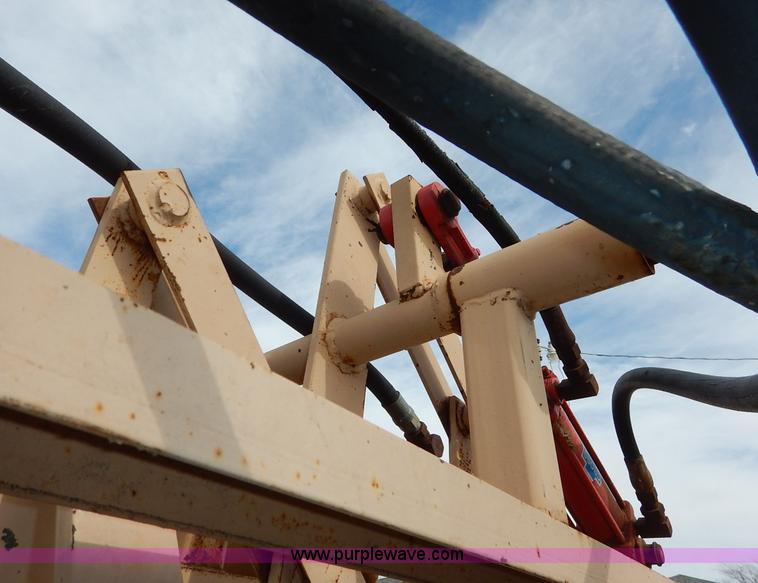 image for item K7391 Squeeze chute