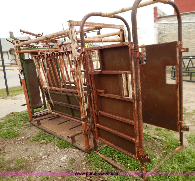 image for item K7400 Squeeze chute with Palpation cage