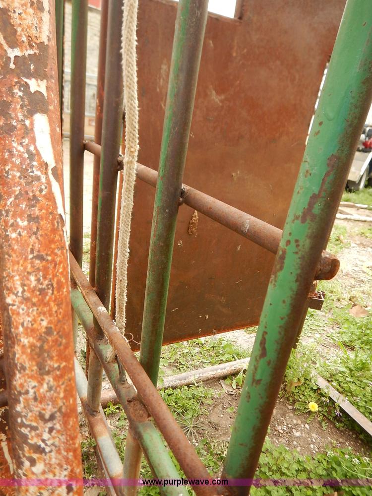 image for item K7400 Squeeze chute with Palpation cage