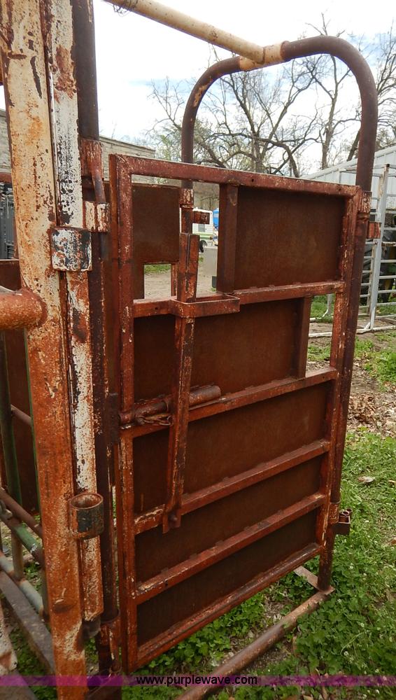 image for item K7400 Squeeze chute with Palpation cage