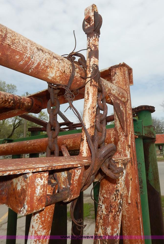 image for item K7400 Squeeze chute with Palpation cage