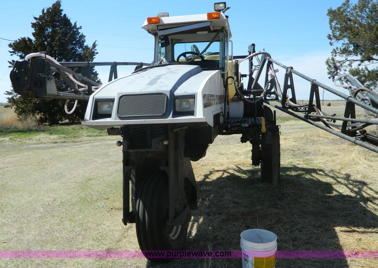 image for item K8027 1997 SpraCoupe 3440 self-propelled sprayer