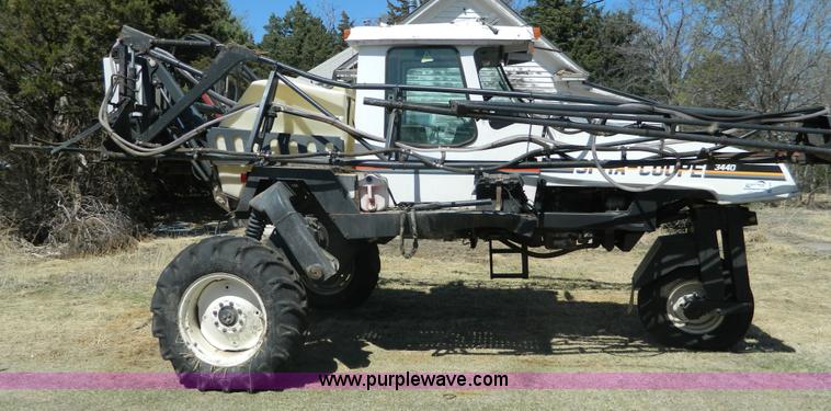 image for item K8027 1997 SpraCoupe 3440 self-propelled sprayer