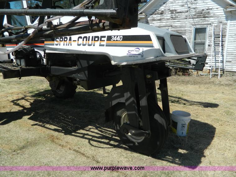 image for item K8027 1997 SpraCoupe 3440 self-propelled sprayer