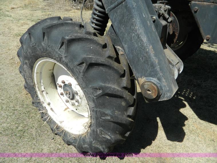 image for item K8027 1997 SpraCoupe 3440 self-propelled sprayer