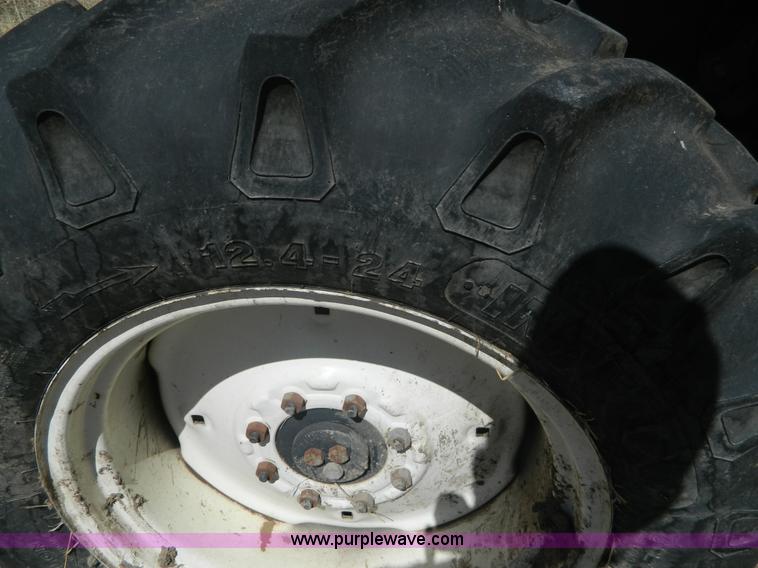 image for item K8027 1997 SpraCoupe 3440 self-propelled sprayer