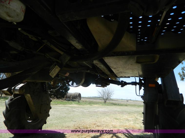 image for item K8027 1997 SpraCoupe 3440 self-propelled sprayer