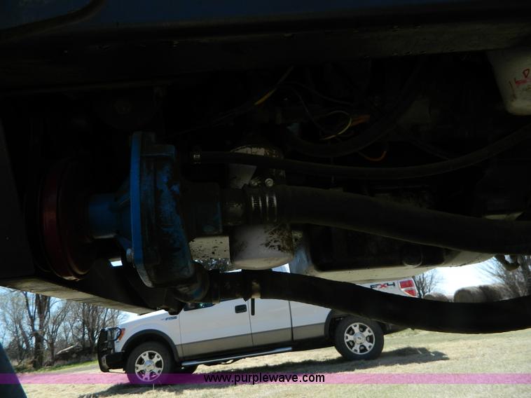 image for item K8027 1997 SpraCoupe 3440 self-propelled sprayer