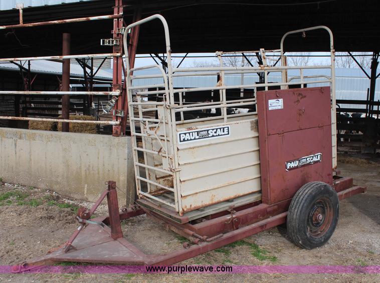 image for item K8775 Paul livestock scale