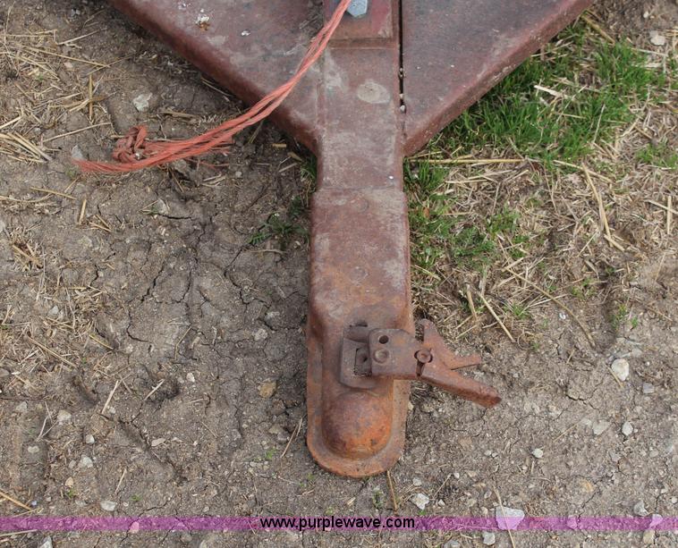 image for item K8775 Paul livestock scale